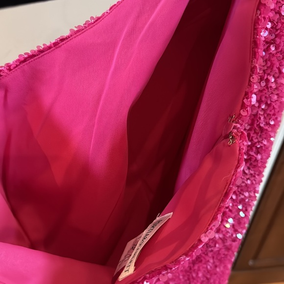 Hot pink sequin one-shoulder gown! - Picture 7 of 7